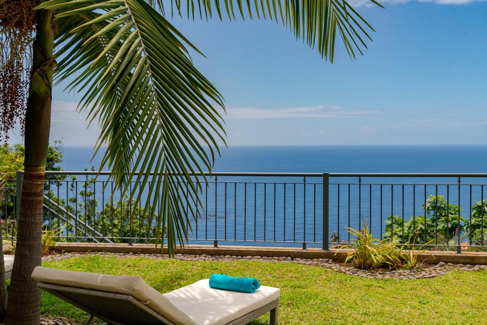 Villa Ourmadeira - Casa Amaro Sol, Tranquil Calheta  Esterno foto