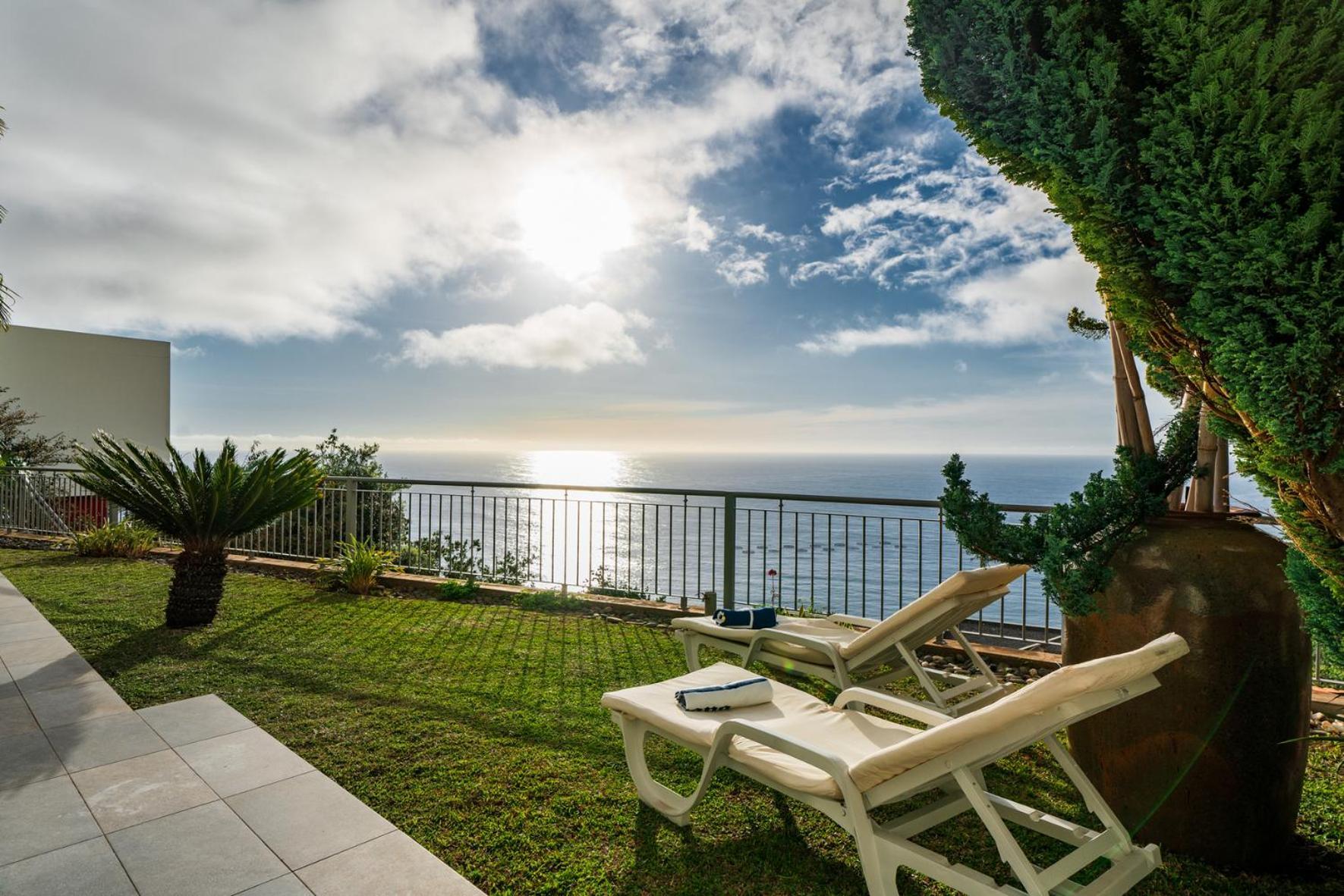 Villa Ourmadeira - Casa Amaro Sol, Tranquil Calheta  Esterno foto