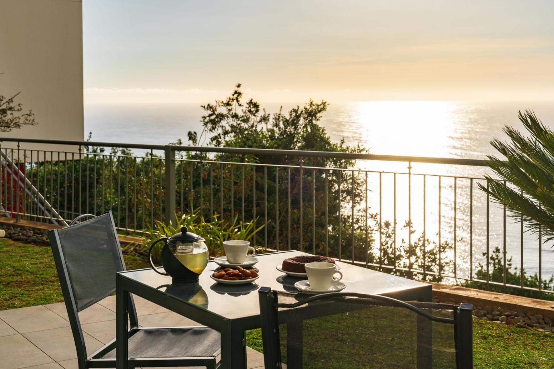 Villa Ourmadeira - Casa Amaro Sol, Tranquil Calheta  Esterno foto