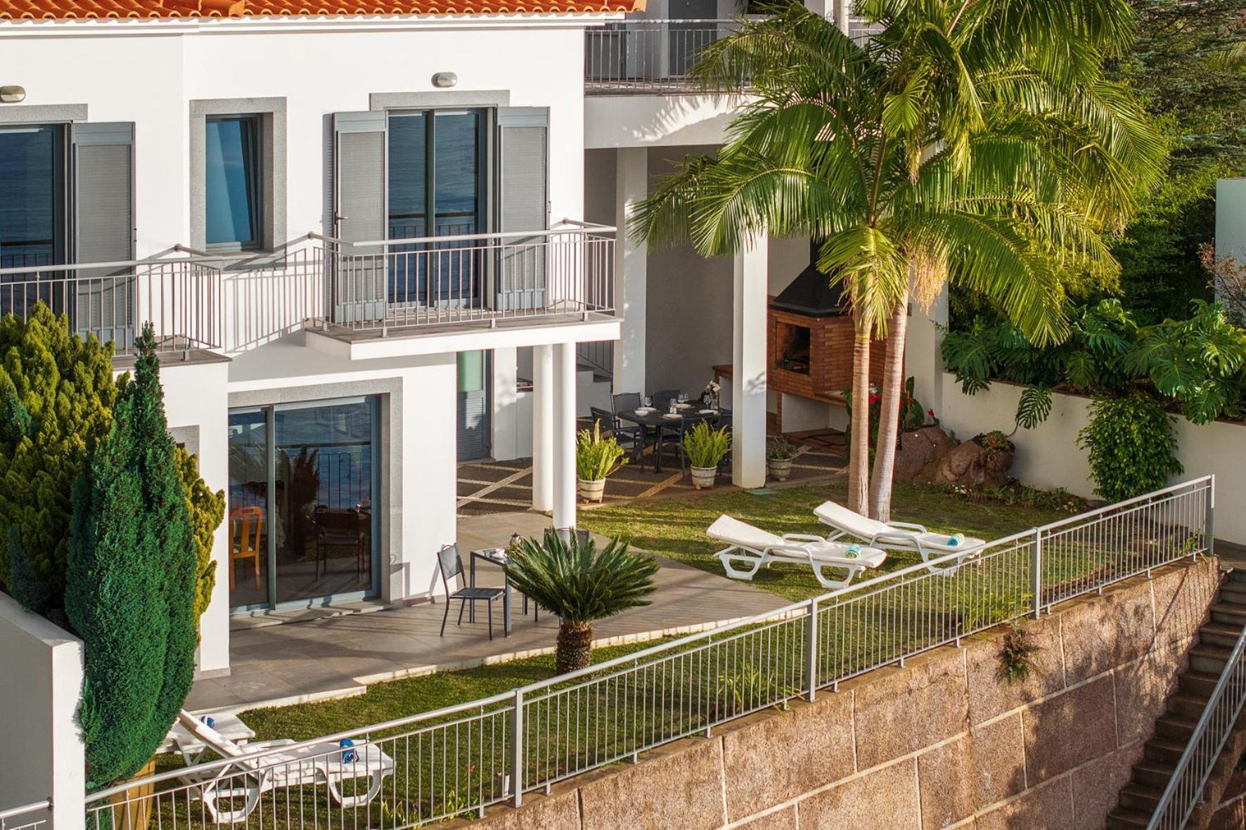 Villa Ourmadeira - Casa Amaro Sol, Tranquil Calheta  Esterno foto